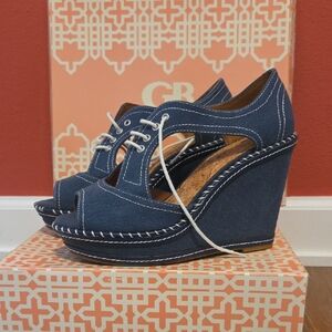 Gianni Bini Navy Wedge Sandals